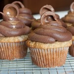 Banana Cupcakes with Chocolate Peanut Butter Icing