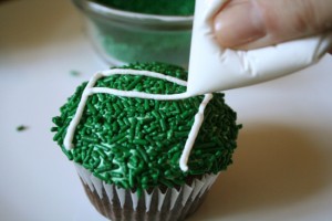 superbowlcupcakes11